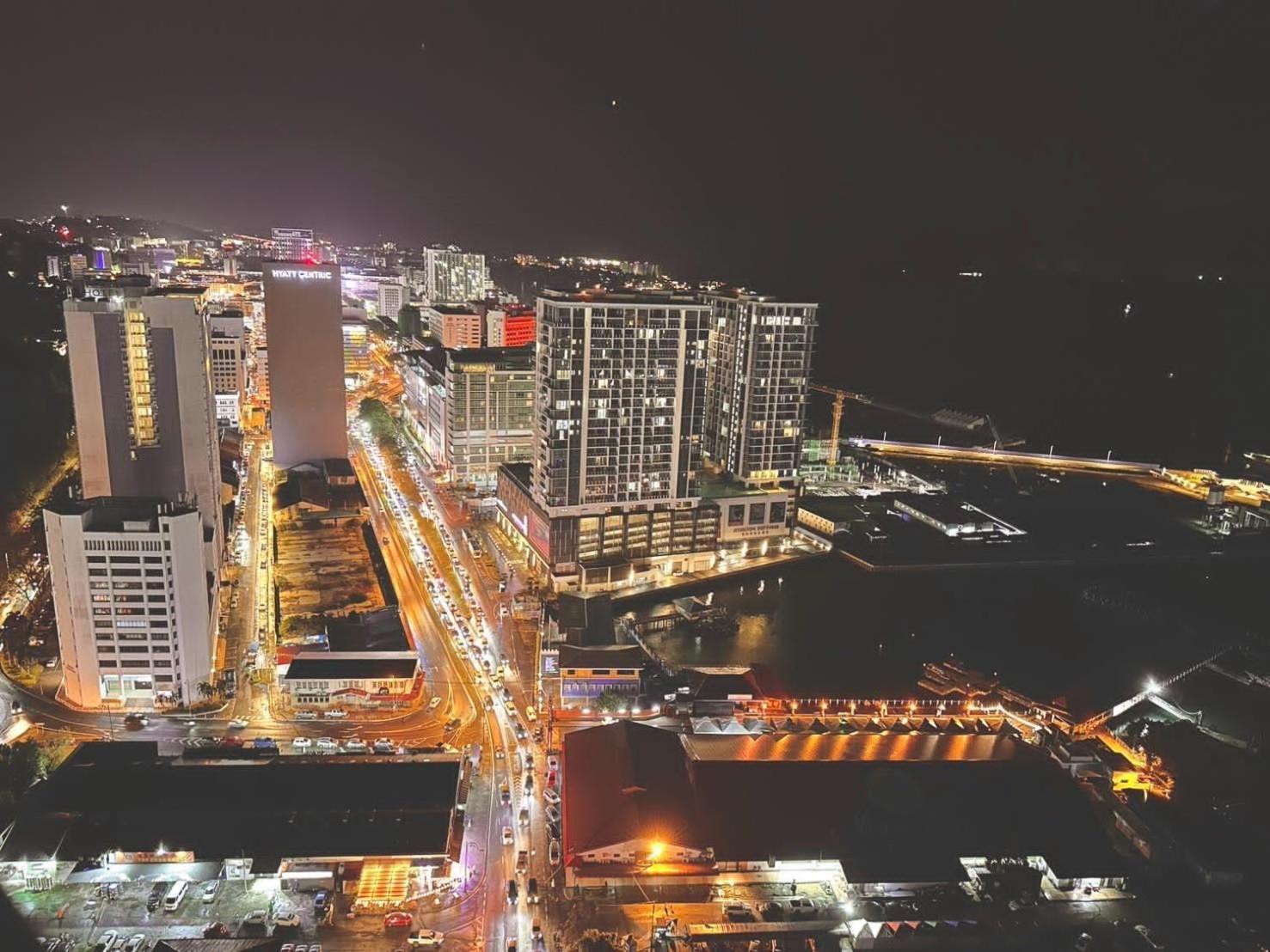 Vv Homestay Jesselton Quay Surla Sabah Mall Kk 亚庇贵赴行馆 Κότα Κιναμπαλού Εξωτερικό φωτογραφία