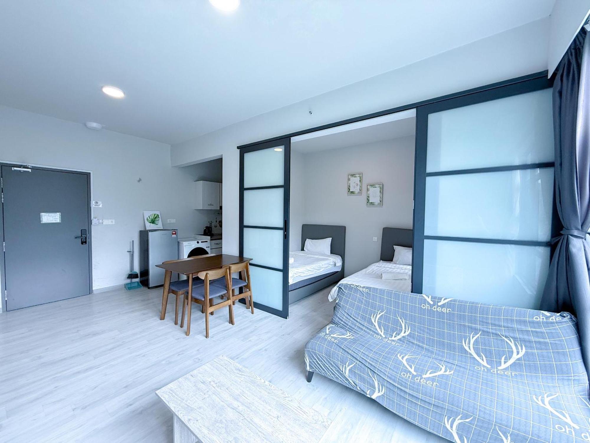 Vv Homestay Jesselton Quay Surla Sabah Mall Kk 亚庇贵赴行馆 Κότα Κιναμπαλού Εξωτερικό φωτογραφία