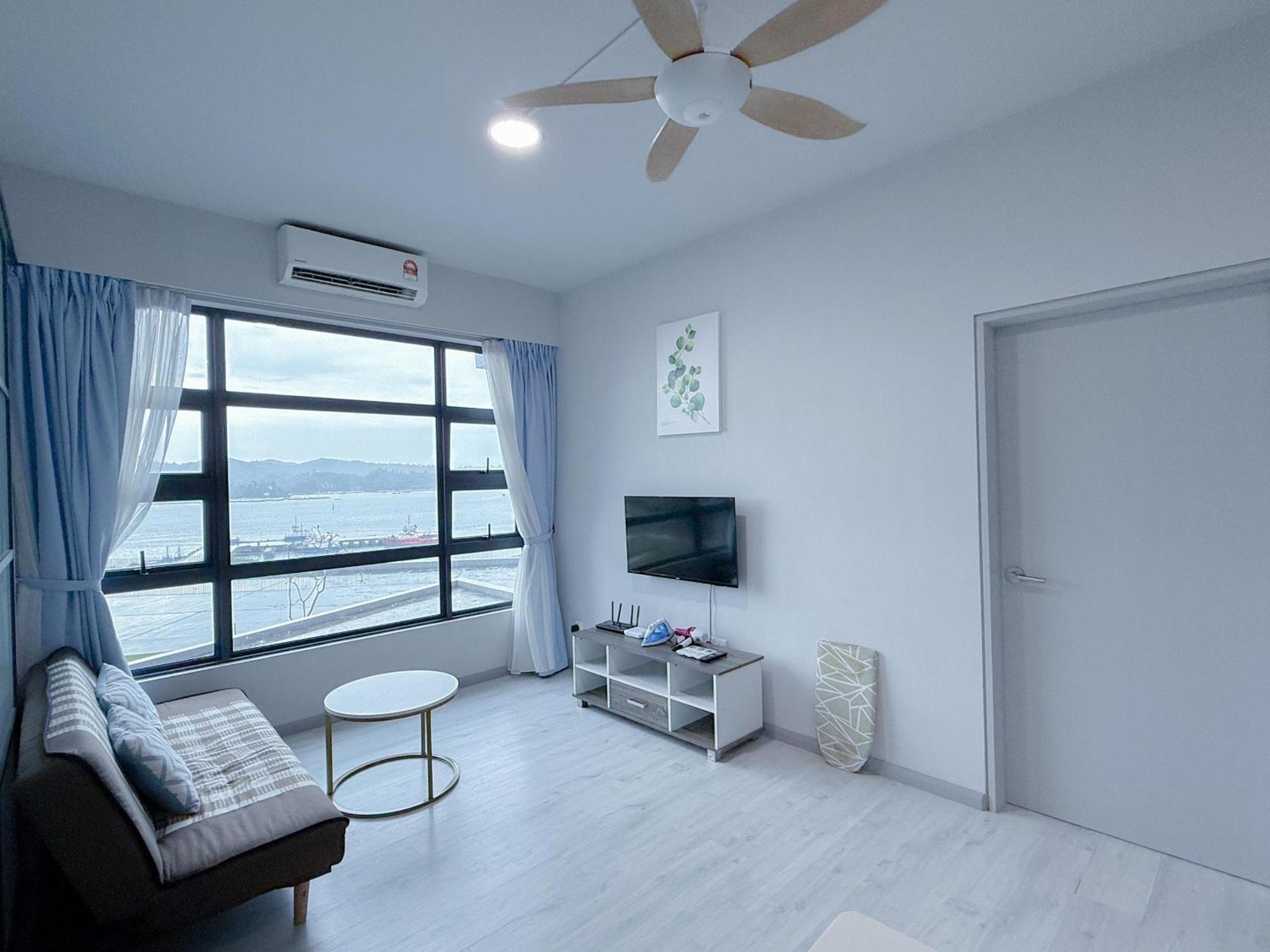 Vv Homestay Jesselton Quay Surla Sabah Mall Kk 亚庇贵赴行馆 Κότα Κιναμπαλού Εξωτερικό φωτογραφία
