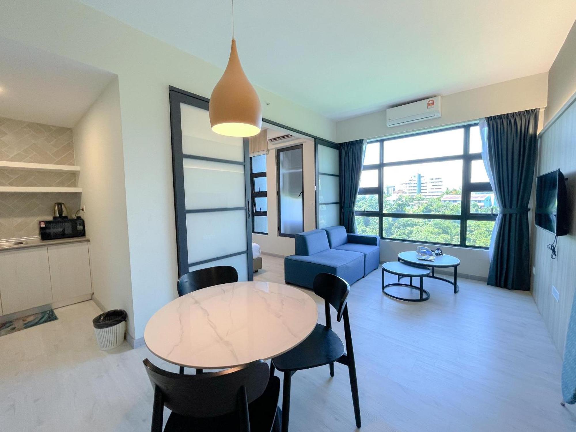 Vv Homestay Jesselton Quay Surla Sabah Mall Kk 亚庇贵赴行馆 Κότα Κιναμπαλού Εξωτερικό φωτογραφία